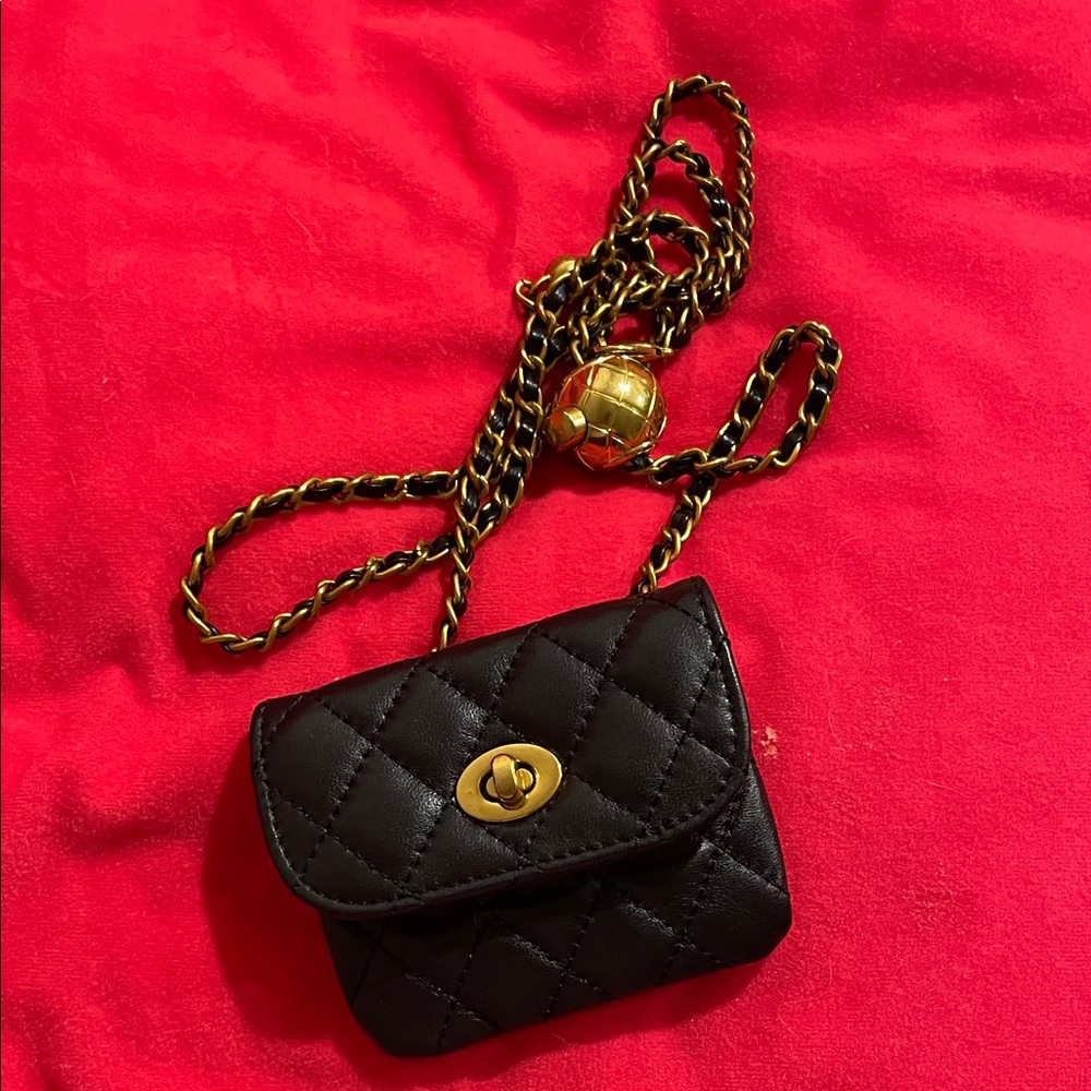 Chic Black Quilted Mini Bag with Chain Strap